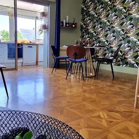 L'etoile Des Sables: Beachside 4-star In Apartment Royan